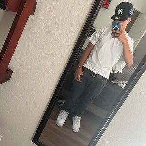 Meet your Posher, Matias